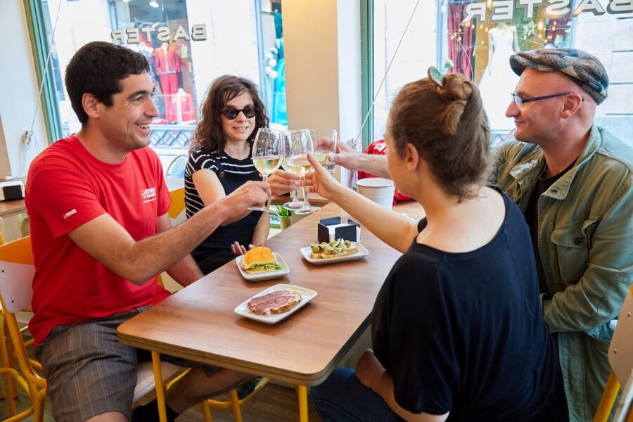 Bilbao: Exclusive Food & Wine Tasting Tour with Local Guide - Timing, price, and practical value