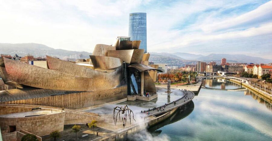 Bilbao: Private & Exclusive Guggenheim Museum Guided Tour - The ArcelorMittal Gallery and Richard Serra’s steel