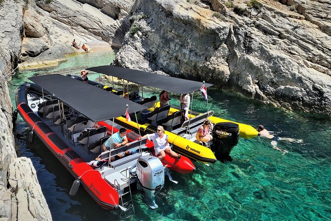 Blue Cave & Hvar, 5 Islands Speedboat with Luxury Seats in Shade - Komiža, a real island town with film connections