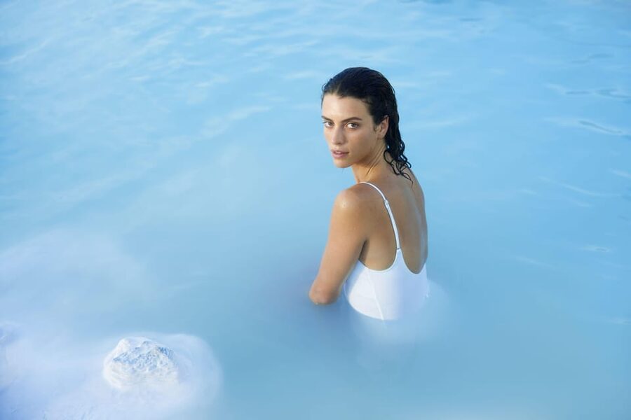 Blue Lagoon: Premium Admission with Drinks and Face Masks - Warm Water and Volcanic Views