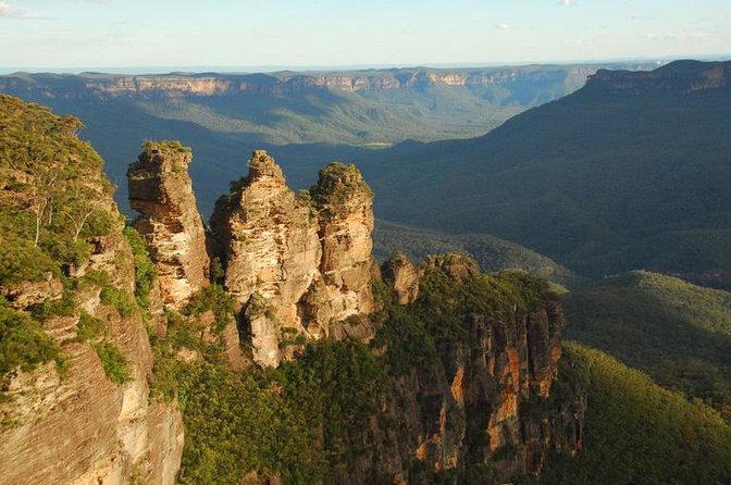 Blue Mountains Deluxe Small-Group Eco Wildlife Tour from Sydney - Jamison Valley and the Three Sisters