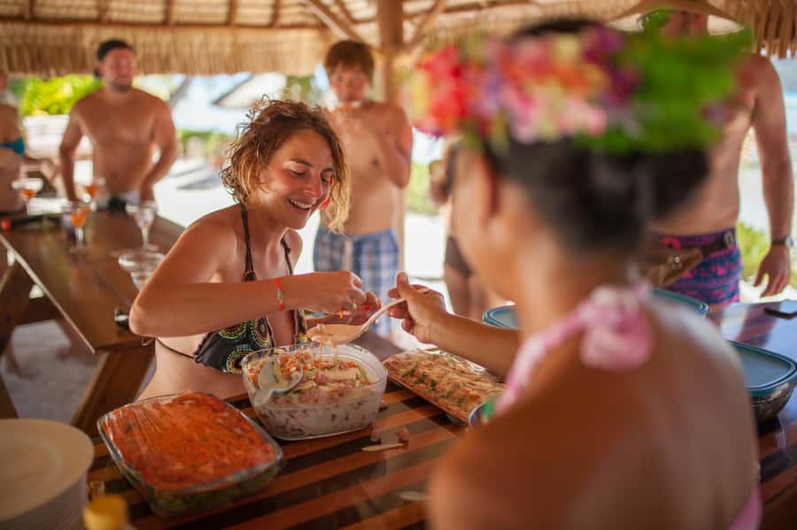 Bora Bora Luxury Tour and Beach Picnic - Who will enjoy this tour most?