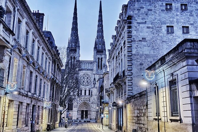 Bordeaux Unveiled: The Ultimate Private Walking Experience - Porte Cailhau and the medieval edge of the city