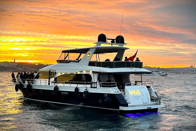 Bosphorus Sunset Yacht Experience: Istanbul’s Best - Boarding at Kabataş