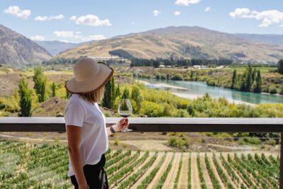 Boutique Wine Tour – visit Central Otago, 4 Wineries & Lunch