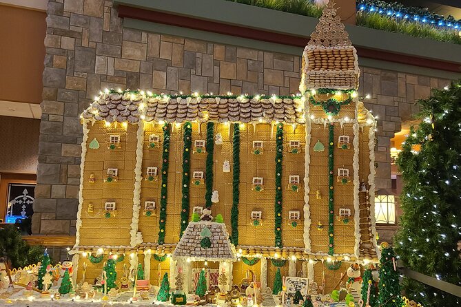 Branson VIP Christmas Light Tour - Shepherd of the Hills and the Ozark setting