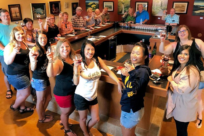 Branson VIP Wine Tasting and Dinner Tour - Leaving Branson at 3 p.m.