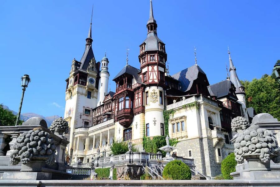 Bucharest-Peles&Bran Castles-Brasov-PREMIUM TOUR small group - Why this Bucharest day trip works