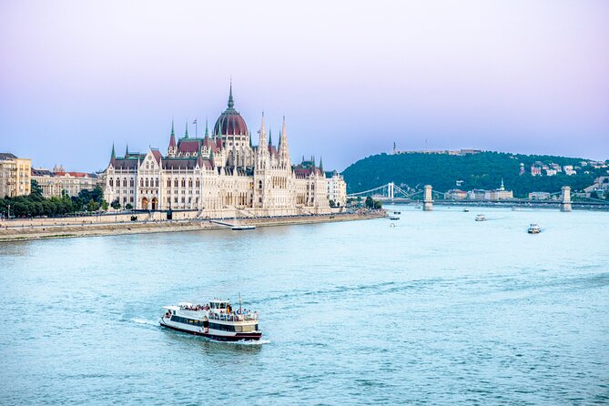 Budapest River Cruise with 1 Free Tokaj Frizzante and Audio Guide - Why the Danube is Budapest’s best viewing platform