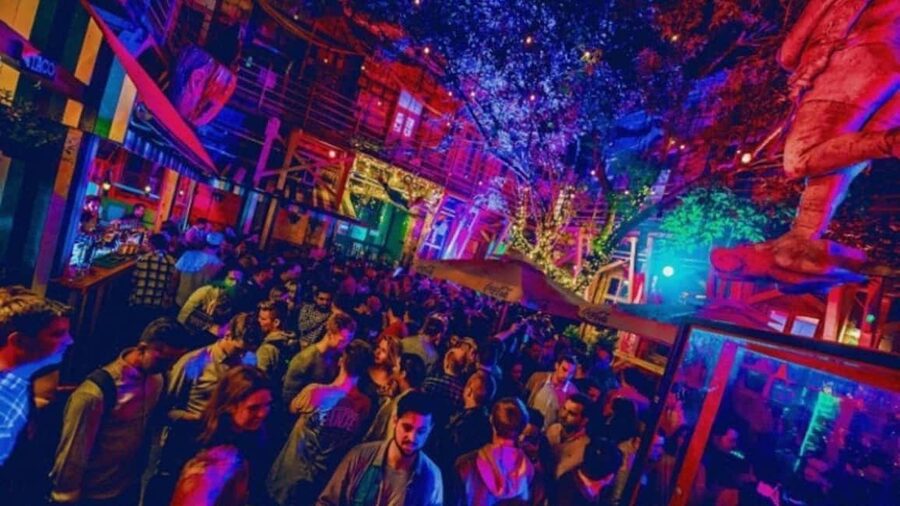 Budapest: Unmissable Bar Crawls with Shots & VIP Club Entry - Practical details that can make or break the night