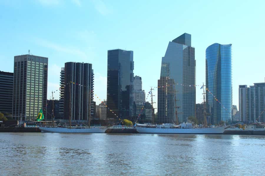 Buenos Aires: Premium Delta Navigation round trip - Should you book the Buenos Aires to Tigre cruise?