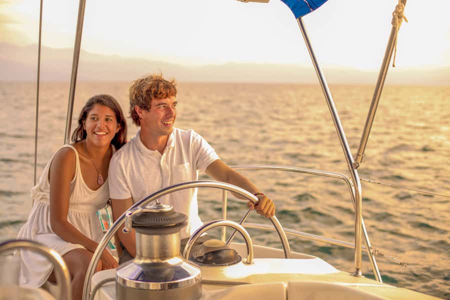 Cabo Luxury Sunset Sailing Adventure with Open Bar - Open bar, appetizers, and the value of the evening