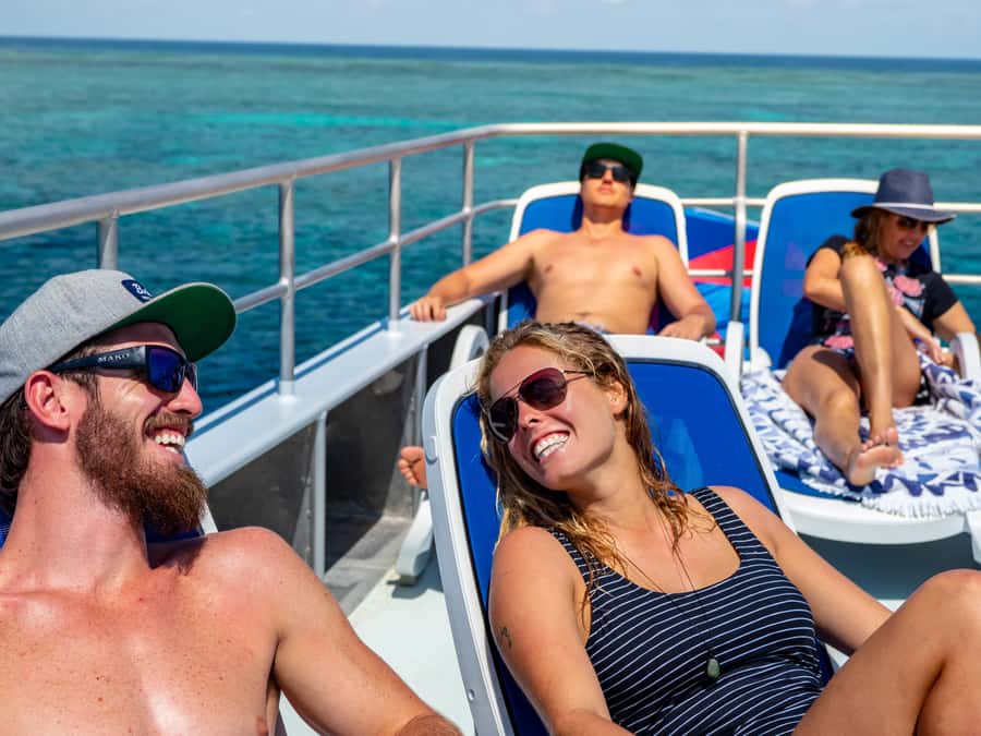 Cairns: Great Barrier Reef Premium Diving Full Day Tour - The break between swims