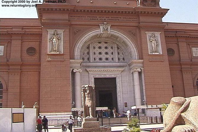 Cairo Luxury Tours to Egyptian Museum,Coptic Cairo & Bazaar - Transport, lunch, and the private format