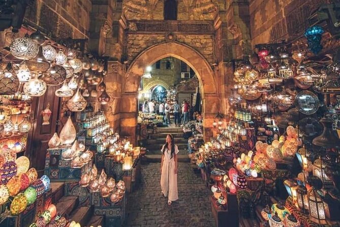 Cairo VIP Guided Tour to Khan El-Khalili Market with Lunch - Entering Khan el-Khalili and its Fatimid past