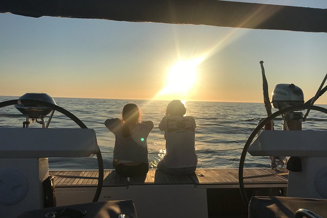 Cascais Private Luxury Sunset 2h Cruise with a drink - Who will enjoy this cruise most