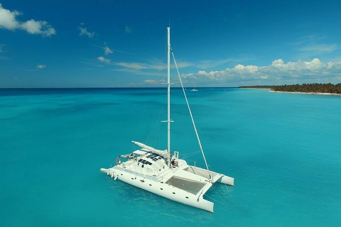 Catalina Island - Snorkeling tour on a luxury catamaran - The Wall, Catalina’s first snorkeling stop
