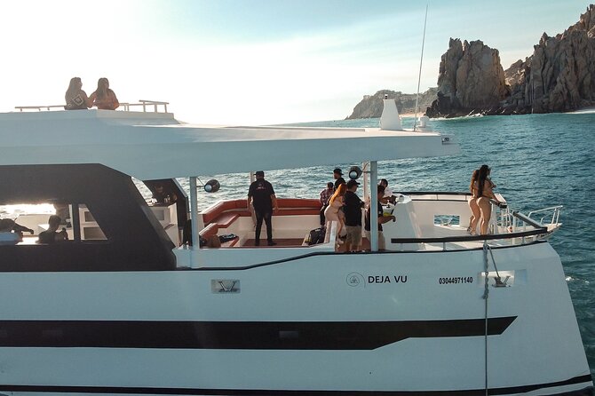 Catamaran - Luxury Private Tour - A private Cabo cruise with a built-in party
