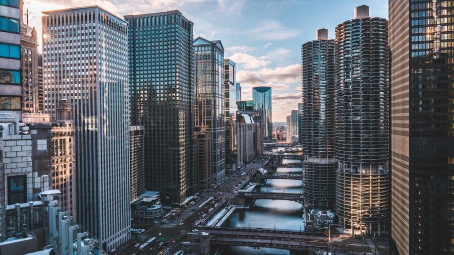 Chicago Premium Driving Tour with River Boat Cruise - Is $254 per person a fair price?