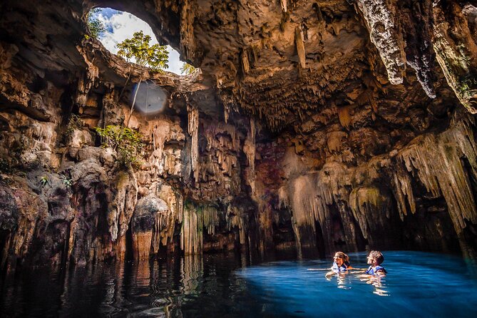 Chichén Itzá Guided Tour with Cenote & Buffet at Valladolid - Transport, group size, and the real cost