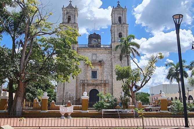 Chichen Itza Private Tour VIP - Valladolid brings the food and the slower pace