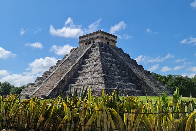 Chichen Itza Private Tour VIP - The private guide makes the ruins easier to read