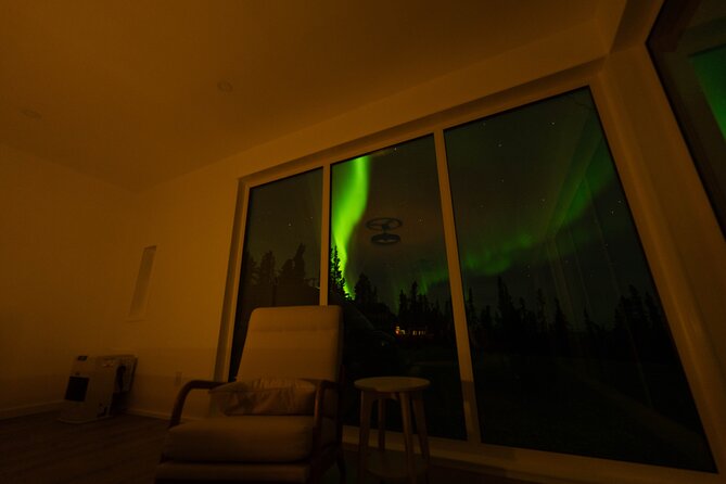 Cleary Summit Aurora Glass House Luxury Northern Lights Tour - Is $179 a fair price?