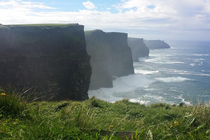Cliffs of Moher including Cliffs of Moher Boat Experience Luxury Car Tour - Why this Dublin to Clare day trip works