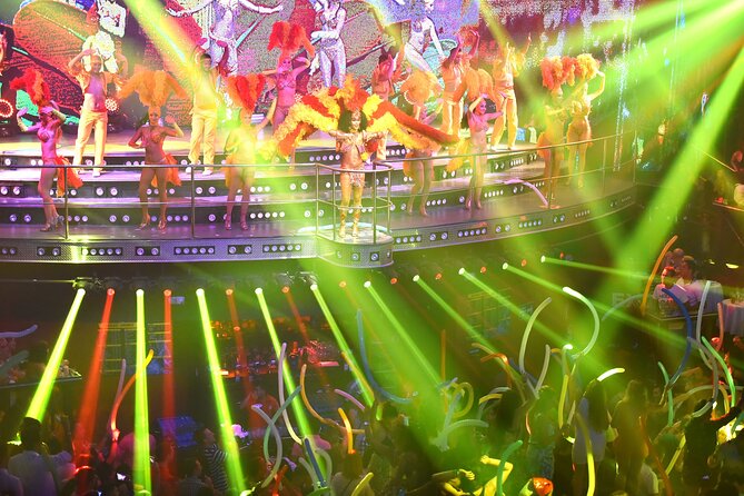Coco Bongo Premium Open Bar - Who will enjoy this most?