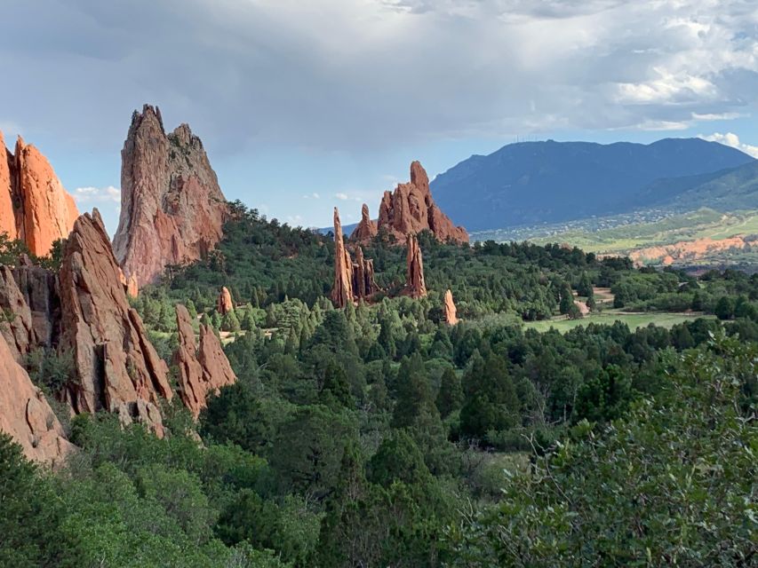 Colorado Springs: Garden of the Gods Luxury Jeep Tour - The photo stops are a real advantage