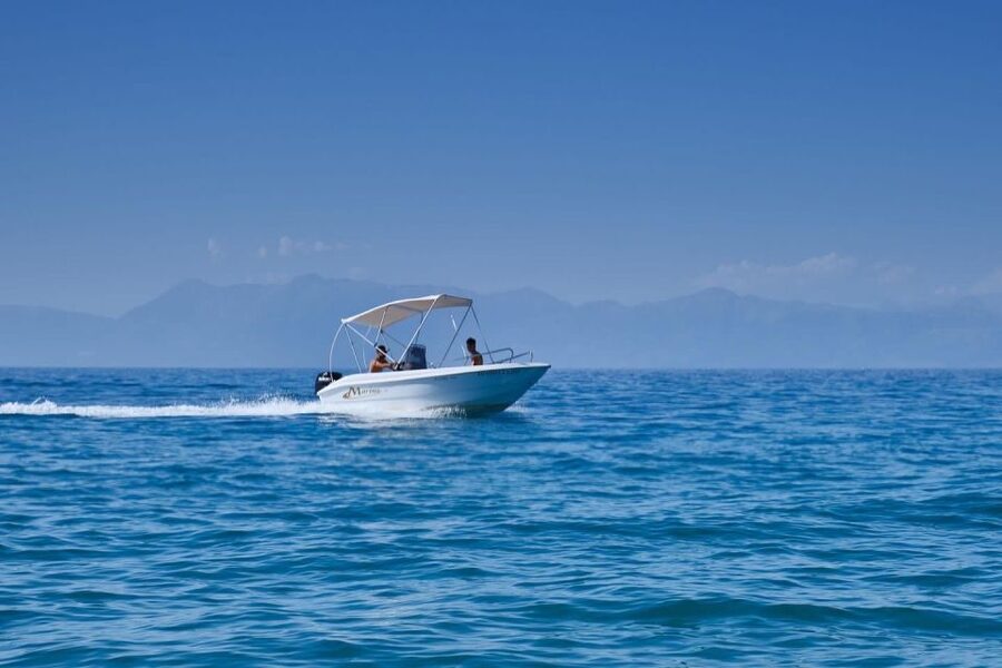 Corfu: Premium Boat Rental without Skipper - Who will enjoy this Corfu boat rental