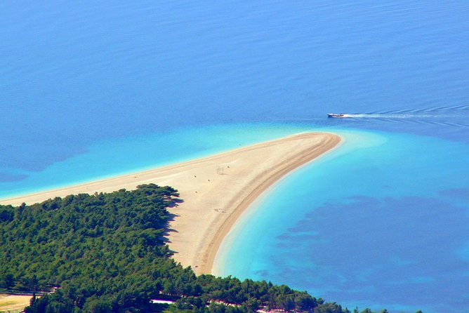 Croatia Luxury Villa and Yacht Combo Package on Korcula Island - Why staying in Lumbarda makes the week work