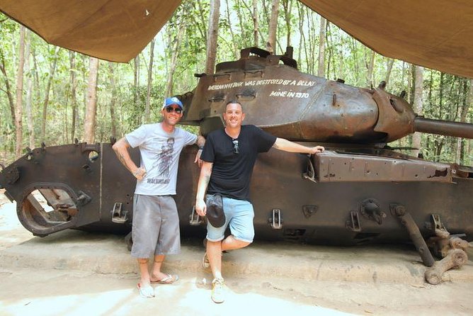Cu Chi Luxury Group Tour - Tapioca and Cake Half Day - Crawling through the underground rooms