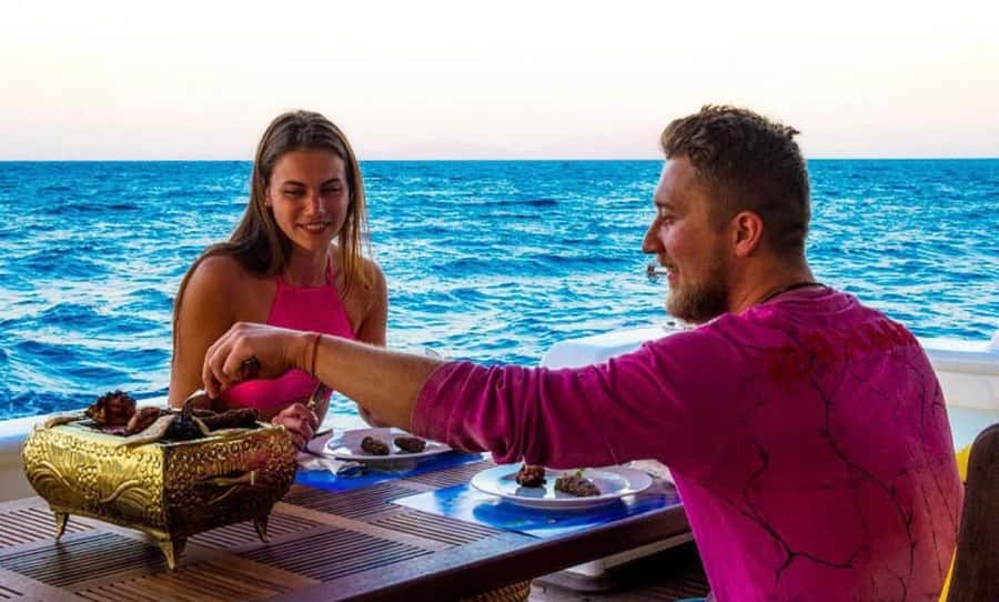 Dahab: luxury Snorkeling cruise with buffet lunch - Key points to know before you book