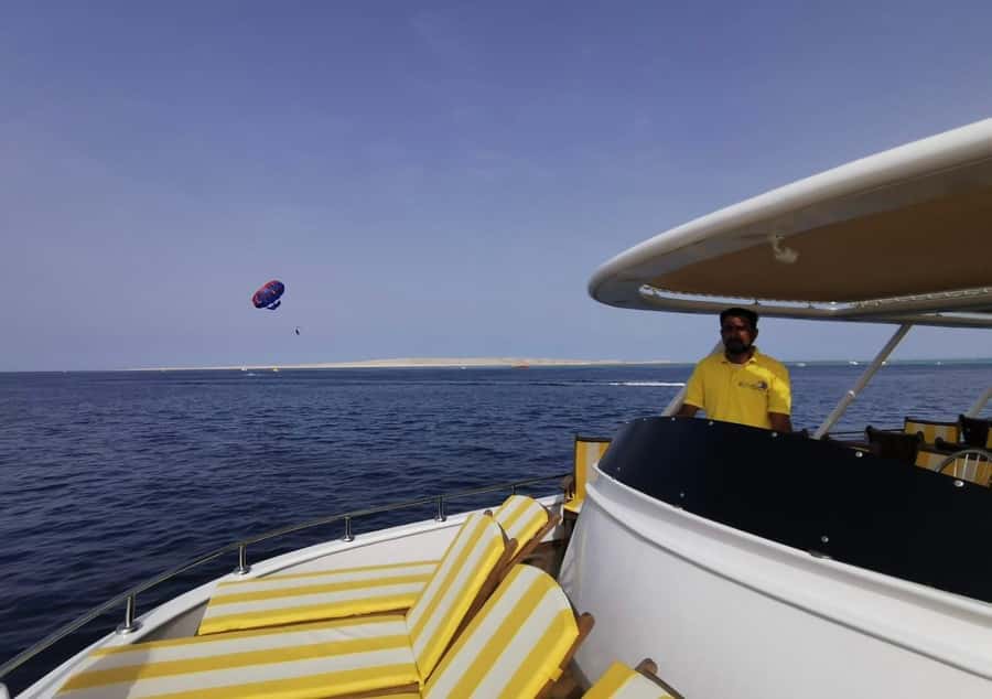 Dahab: luxury Snorkeling cruise with buffet lunch - What the guides add to the experience