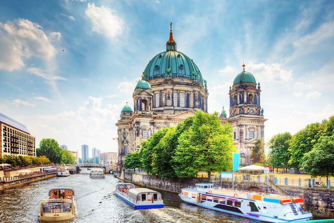 Deluxe Berlin: Hassle-Free Shore Tour from Warnemunde Cruise Port - The Holocaust Memorial and Führerbunker site