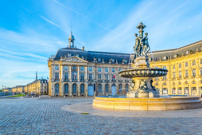 Deluxe Bordeaux Shore Excursion from Le Verdon Cruise Ship Port - Place de la Bourse and the Water Mirror