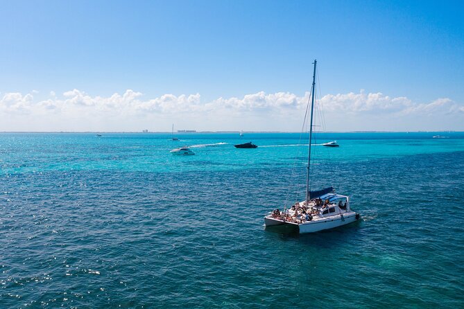 Deluxe Catamaran to Isla Mujeres with Open Bar from Cancun - Getting to the marina from Cancun or Playa del Carmen