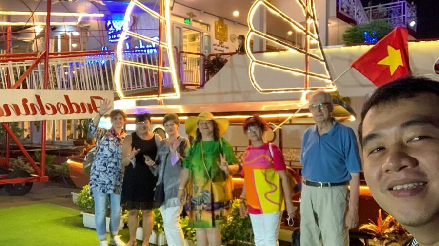 Deluxe Dining Cruise by DeluxeGroupTours - Key points to know before booking