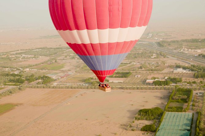 Deluxe Hot Air Balloon Ride with Breakfast & Flight Falcon Show - Practical details that can change your morning
