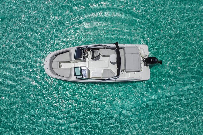 Deluxe Private Boats - 24 ft Sea Ray - Playa El Cielo and its shallow blue water