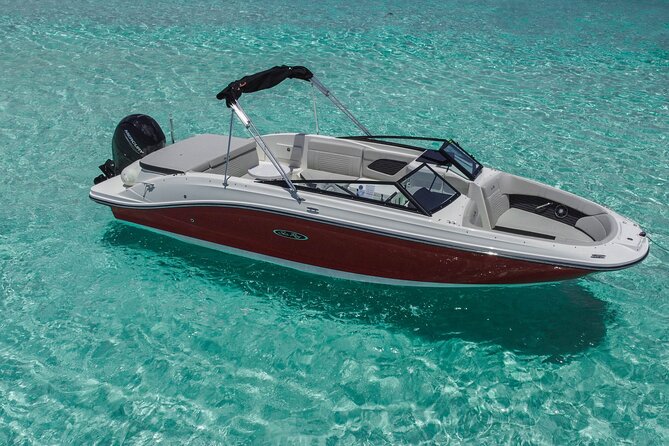 Deluxe Private Boats - 24 ft Sea Ray - San Miguel to the open water