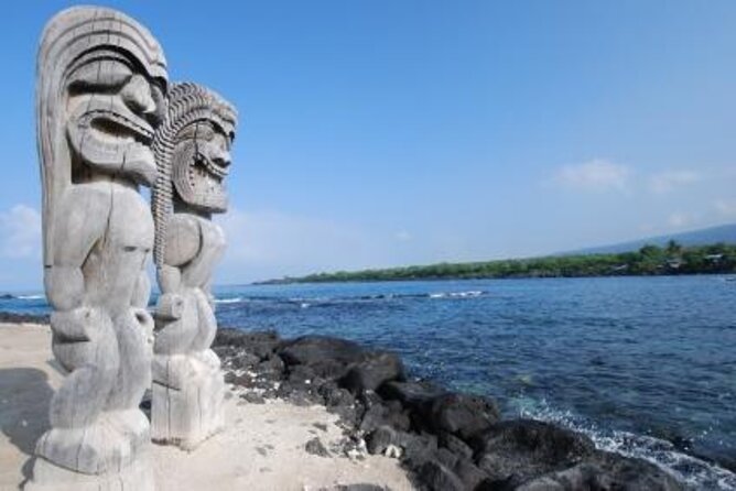 Deluxe Snorkel & Dolphin Watch Aboard a Luxury Catamaran from Kailua-Kona - Key points at a glance