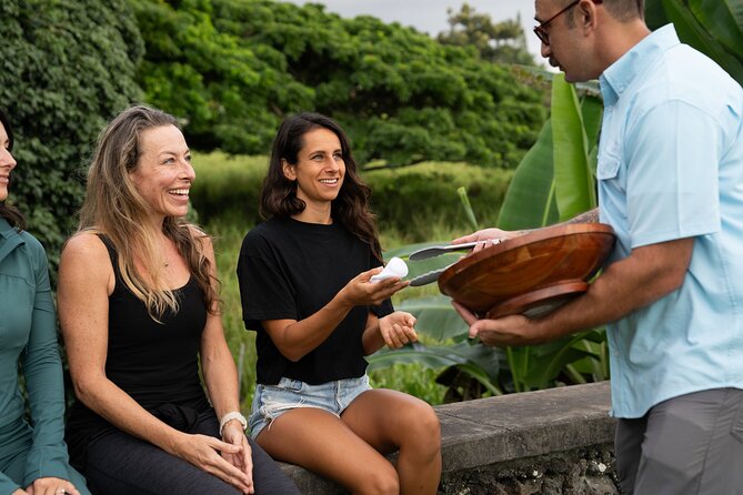 Deluxe Volcano Experience with Restaurant Dinner - A sweet stop at Punaluʻu Bake Shop