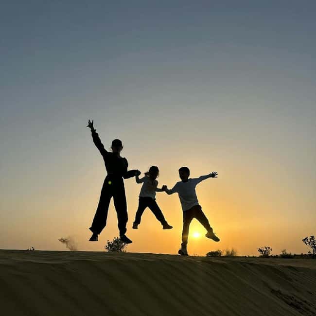 Desert Rose Jaisalmer: Luxury Tent In Thar Desert - Folk music, dancing, and a vegetarian dinner