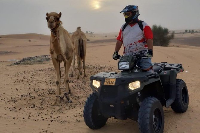 Desert Safari Dubai (PREMIUM VIP) - Sandboarding for a quick taste of the dunes