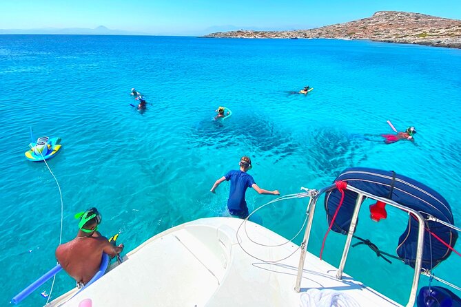 Dia Island Catamaran – Premium Lunch, Open Bar, Small Group - Sailing past Heraklion’s Rocca a Mare Fortress