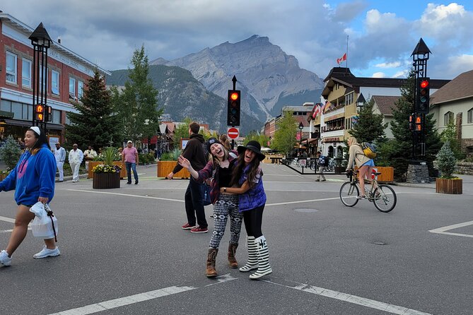 Discover Banff National Park - Premium Day Trip - Vermilion Lakes and the final views