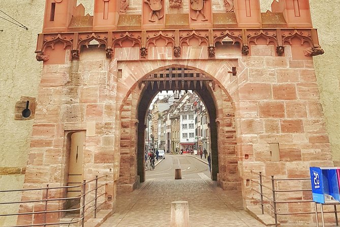 Discover Basel's Charm: Exclusive Private Walking Tour - A smart first look at Basel’s old center