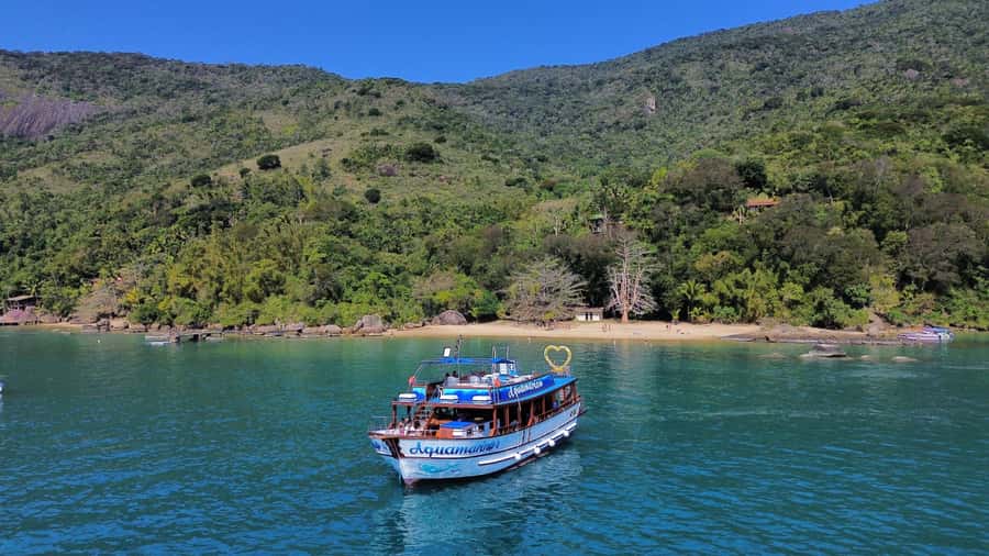 Discover the best islands in Paraty on an exclusive boat tour - A five-hour island day from Paraty’s Tourist Wharf